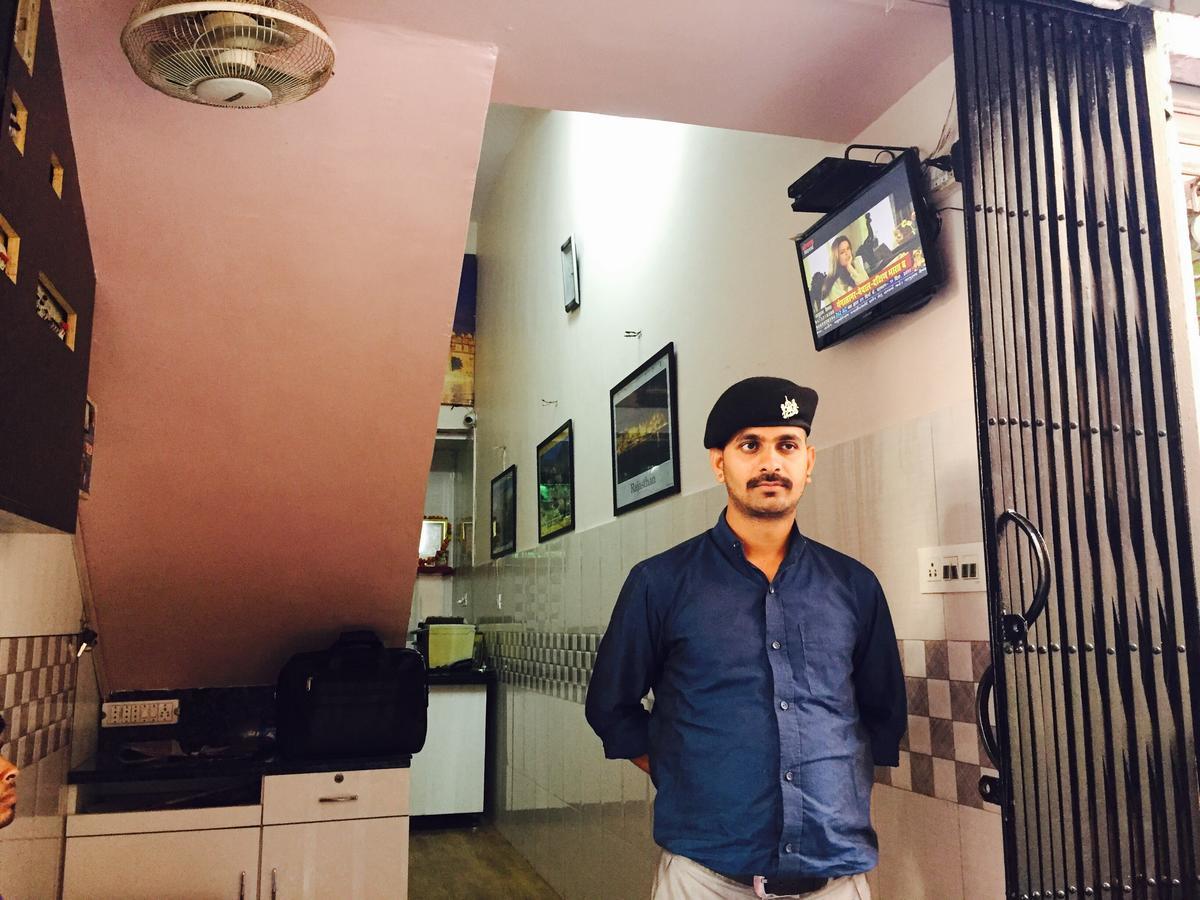 Hotel Ashirwad أُودايبور المظهر الخارجي الصورة